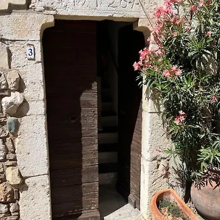 Apartment De Charme Au Coeur De La Vielle